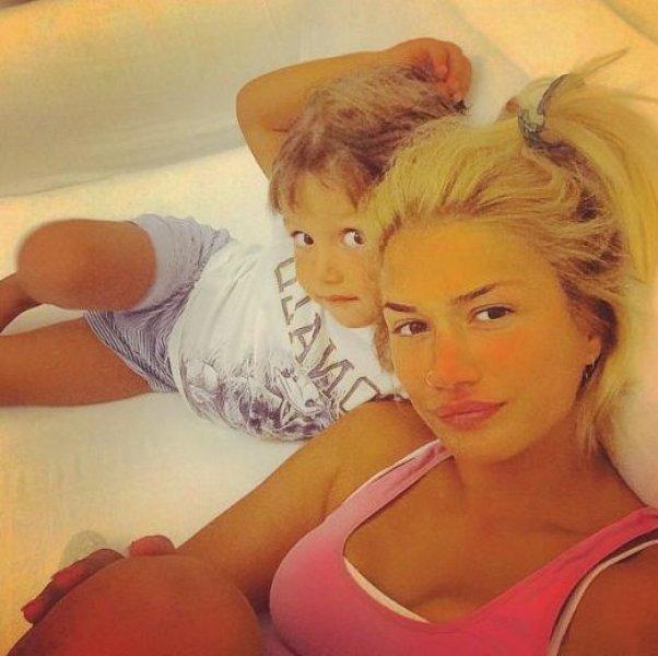 Melisa Tatlıtuğ da oyuncu oluyor