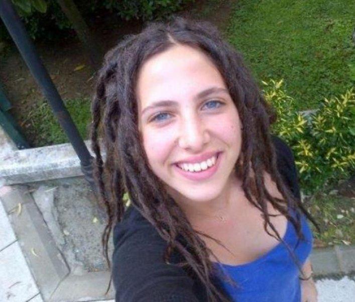 Zehra Çilingiroğlu'nun kardeş sevgisi