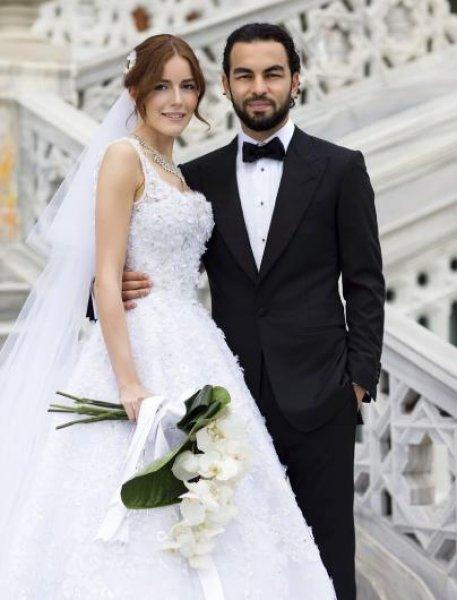 Arda Turan düğün provası yaptı