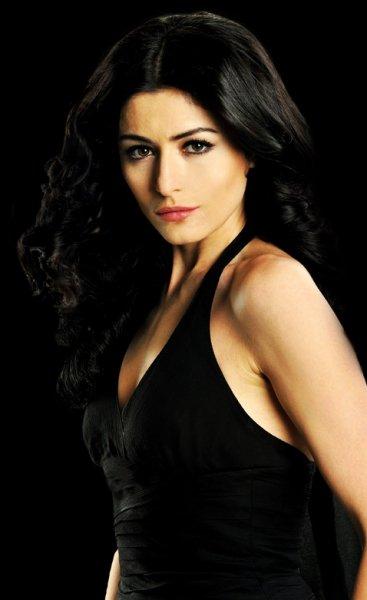 Deniz Çakır tatilde