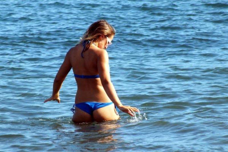 Marmaris sahillerine turistler akın etti