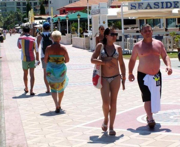Marmaris sahillerine turistler akın etti