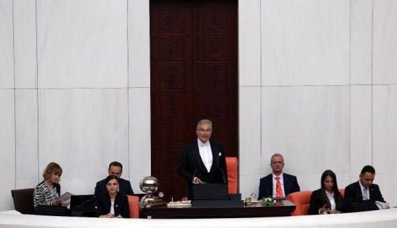 Meclis'te yemin töreni