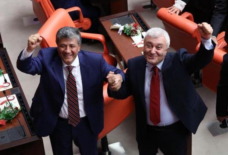 Meclis'te yemin töreni