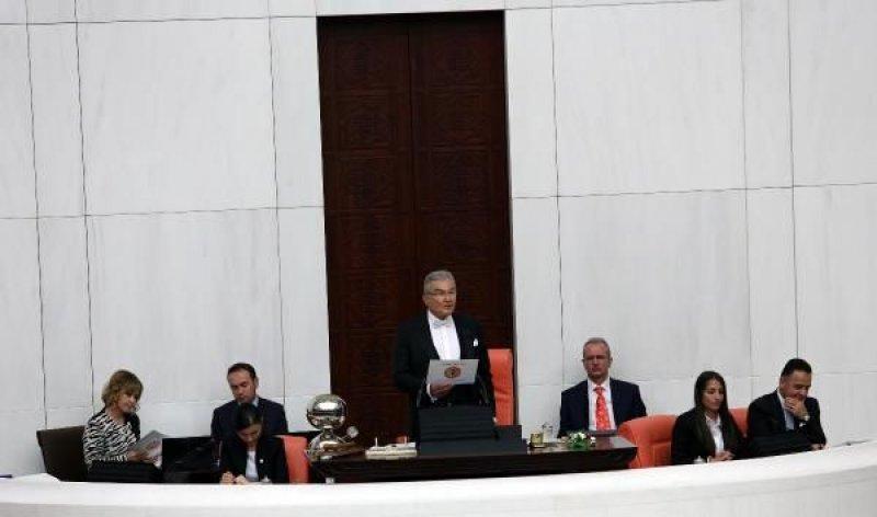 Meclis'te yemin töreni