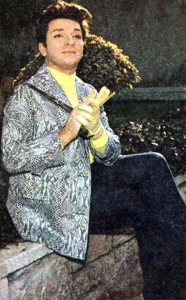 Bodrum'da Zeki Müren sergisi açıldı 