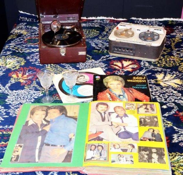 Bodrum'da Zeki Müren sergisi açıldı 