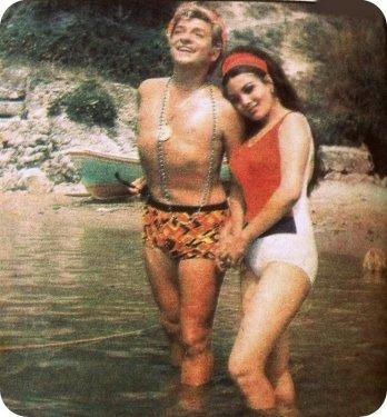 Bodrum'da Zeki Müren sergisi açıldı 