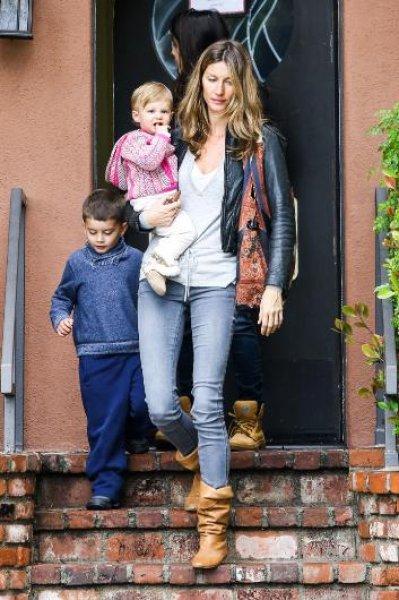 Gösteri dünyasındaki ünlülerin ünlü çocukları 