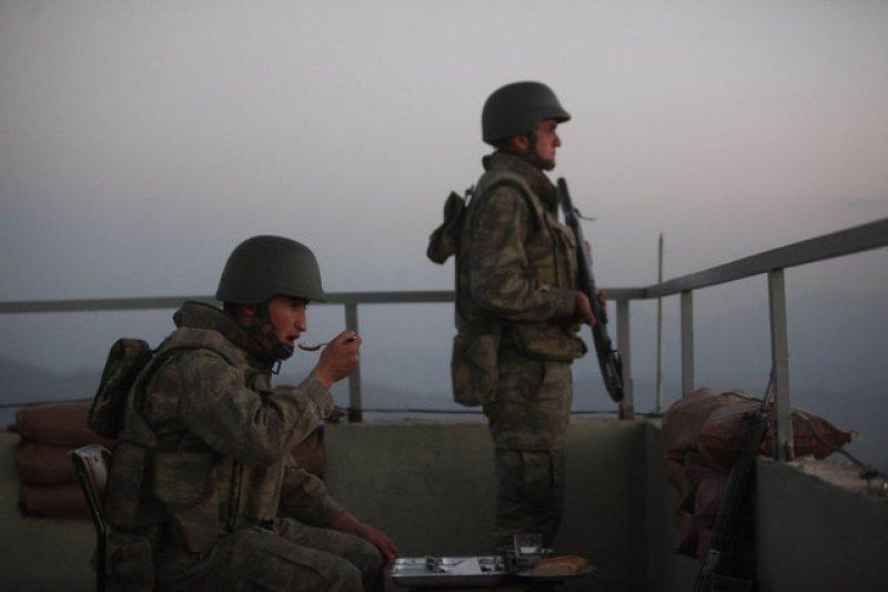 Van'da Türkiye'nin en yüksek noktasında karakol