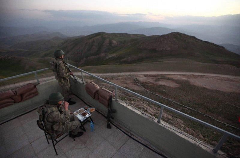 Van'da Türkiye'nin en yüksek noktasında karakol