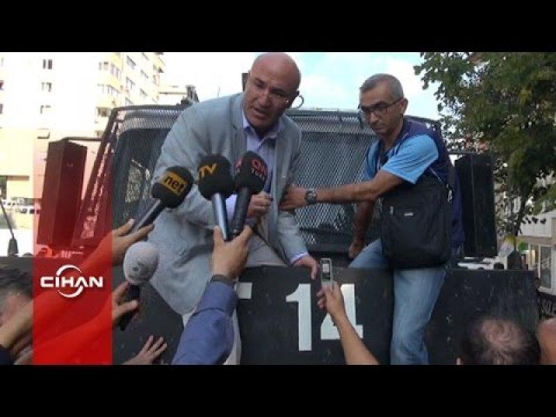 CHP'li Mahmut Tanal TOMA'nın üzerine çıktı