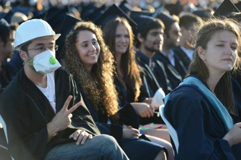 Boğaziçi Üniversitesi mezuniyet töreninde pankartlar konuştu
