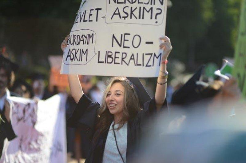 Boğaziçi Üniversitesi mezuniyet töreninde pankartlar konuştu