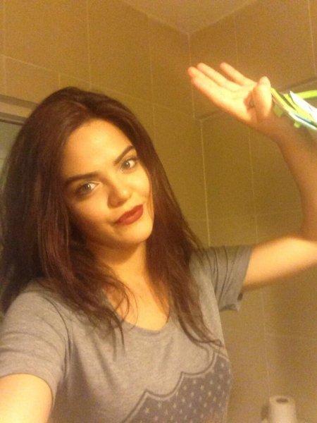 Karagül'ün Özlem'i Hilal Altınbilek tatilde 