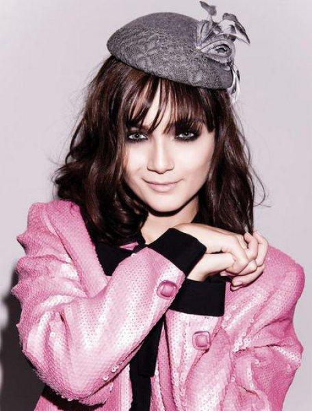 Damla Sönmez tatil sezonunu  Bodrum’da açtı