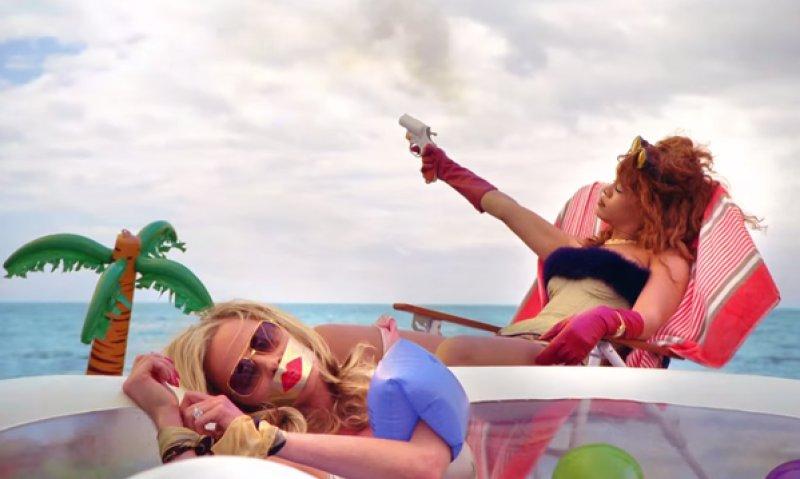 Rihanna'nın yeni klibinden görüntüler