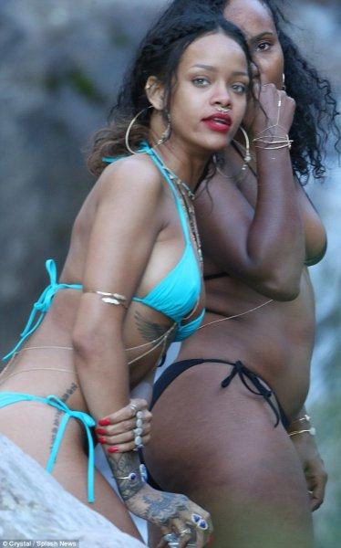 Rihanna'nın yeni klibinden görüntüler