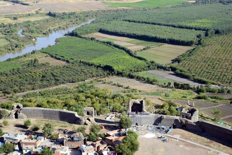 Diyarbakır Surları ve Hevsel Bahçeleri UNESCO Dünya Kültür Mirası Listesi'nde