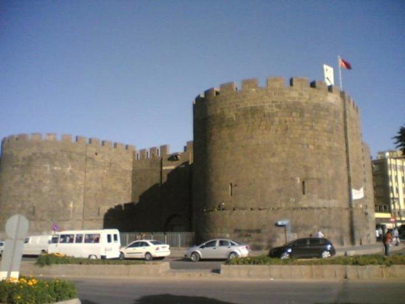 Diyarbakır Surları ve Hevsel Bahçeleri UNESCO Dünya Kültür Mirası Listesi'nde