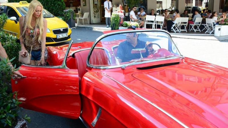 Yurdal Sert'in yeni İvana'sı Alexandra Tanais