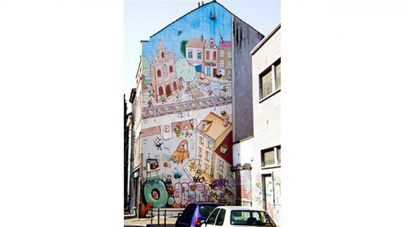 Belçika sokaklarını çizgi film kahramanları süsledi