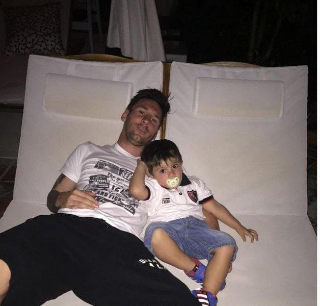 Ünlülerden 14 Temmuz Instagram paylaşımları 