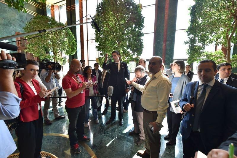 Cumhurbaşkanlığı Külliyesi muhabirlere gezdirildi