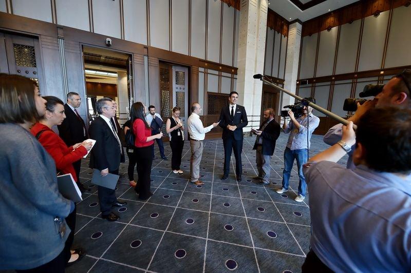 Cumhurbaşkanlığı Külliyesi muhabirlere gezdirildi