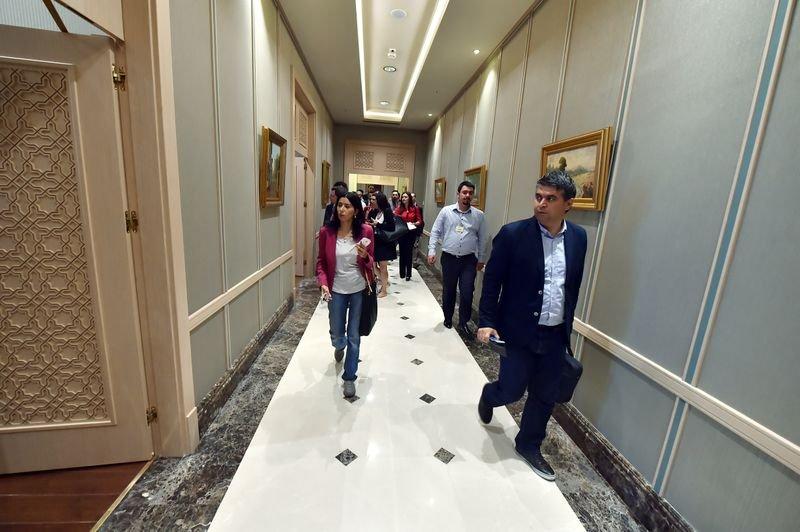 Cumhurbaşkanlığı Külliyesi muhabirlere gezdirildi