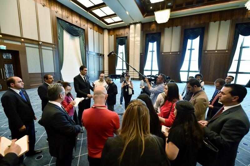 Cumhurbaşkanlığı Külliyesi muhabirlere gezdirildi