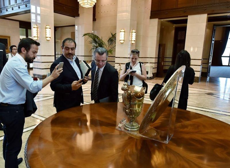 Cumhurbaşkanlığı Külliyesi muhabirlere gezdirildi