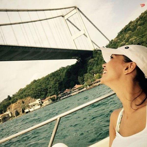 Ünlülerin objektifinden 16 Temmuz Instagram paylaşımları 