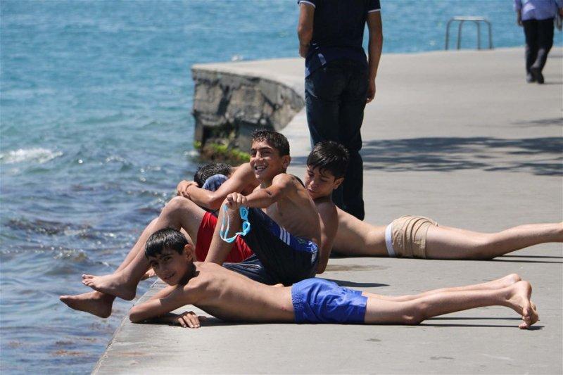 İstanbul boşaldı sahiller doldu