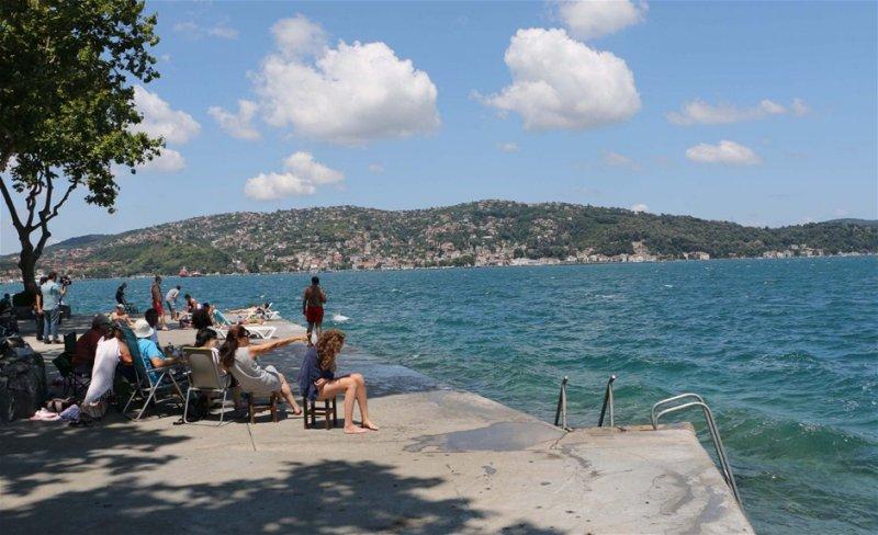 İstanbul boşaldı sahiller doldu