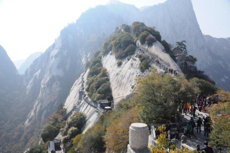 Dünyanın en tehlikeli turistlik yeri  Daoist tapınağı