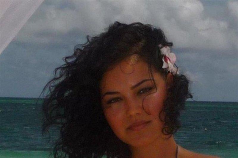 Fahriye Evcen ablası Ayşen Evcen'in fotoğrafını paylaştı 