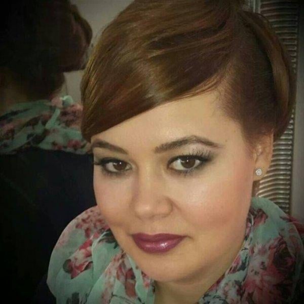 Fahriye Evcen ablası Ayşen Evcen'in fotoğrafını paylaştı 