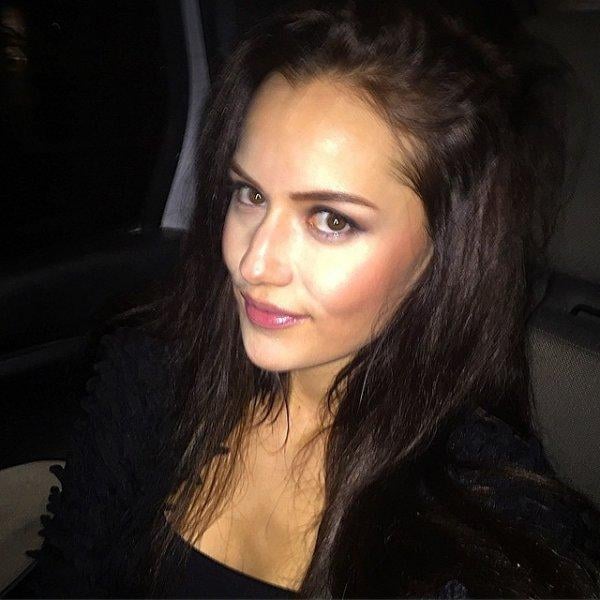 Fahriye Evcen ablası Ayşen Evcen'in fotoğrafını paylaştı 