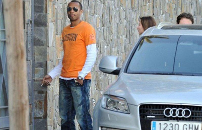 Yıldız sporcuların lüks arabaları 