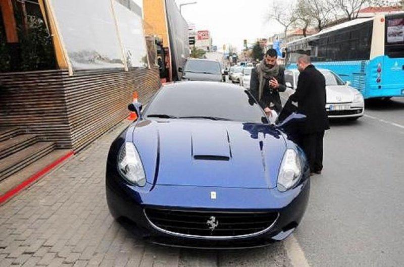 Yıldız sporcuların lüks arabaları 