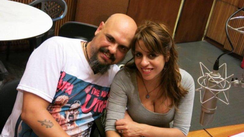 Kadın vekil Victoria Perez Meclis'te bebeğini emzirdi 