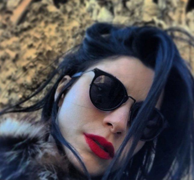 Güzel oyuncu Merve Boluğur'un Instagram fotoğrafları 