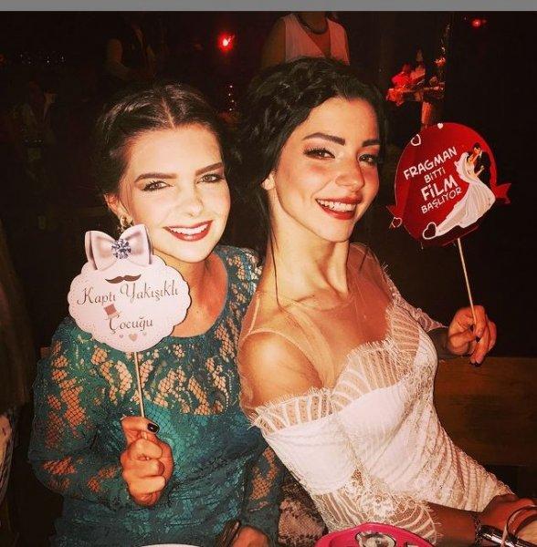 Güzel oyuncu Merve Boluğur'un Instagram fotoğrafları 