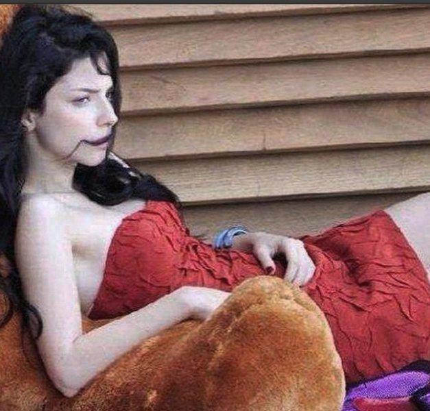 Güzel oyuncu Merve Boluğur'un Instagram fotoğrafları 