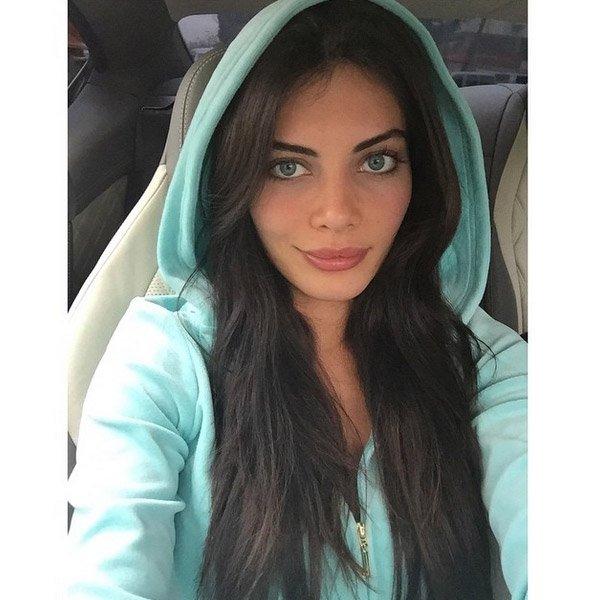 Ceren Hindistan doğum kilolarını nasıl verdiğini açıkladı