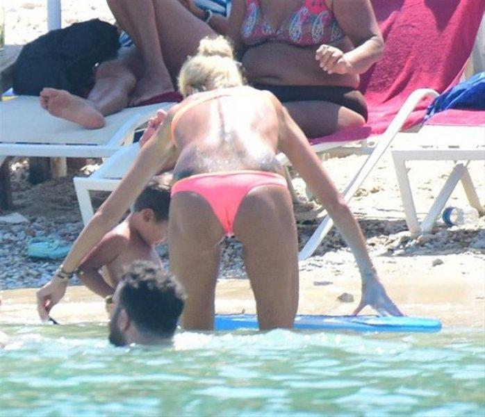 Çağla Şıkel ve Emre Altuğ'un zoraki tatili