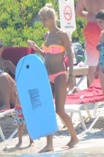 Çağla Şıkel ve Emre Altuğ'un zoraki tatili