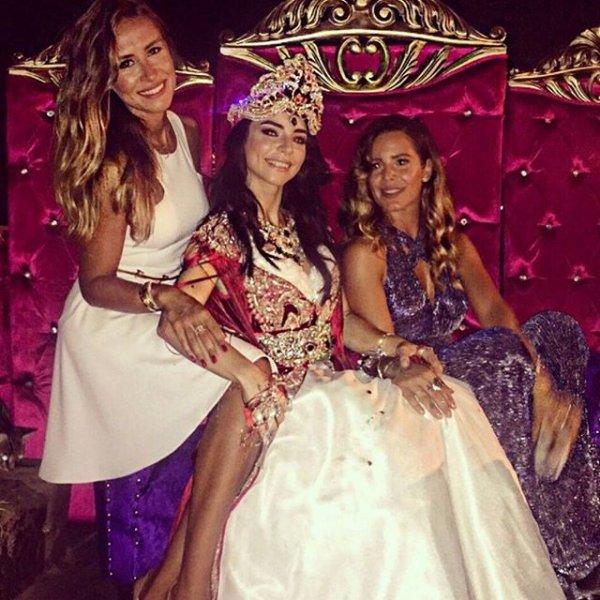 Merve Boluğur'un kına gecesi