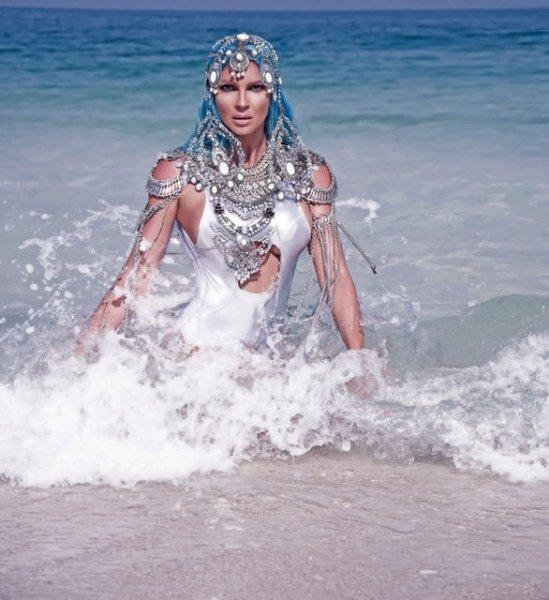 Beşiktaş’ın yengesi Jelena Karleusa Dubai’yi fethetti - Resim 3